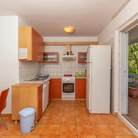 Nice Apartment In Punat With Wifi Punat