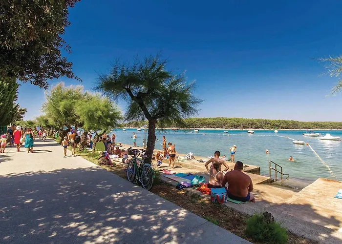 Awesome Apartment In Punat With Wifi