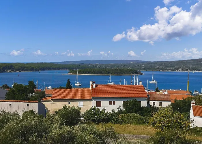 Awesome Apartment In Punat With Wifi Apartment *