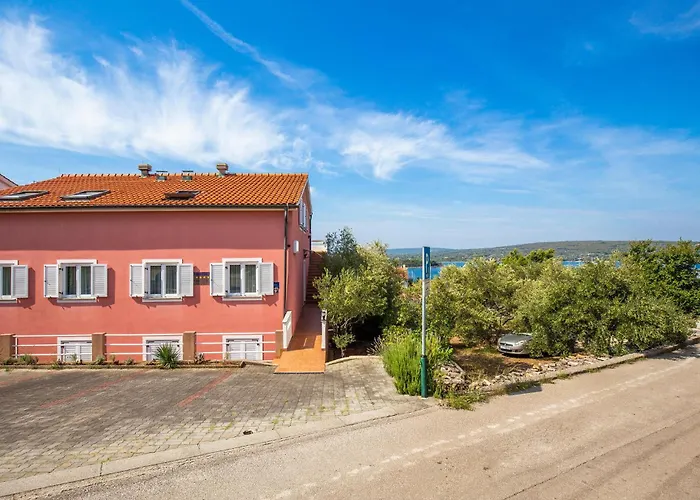 Awesome Apartment In Punat With Wifi * Punat