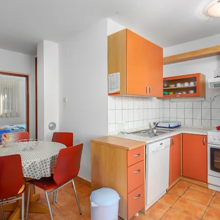 Nice Apartment In Punat With Wifi Punat